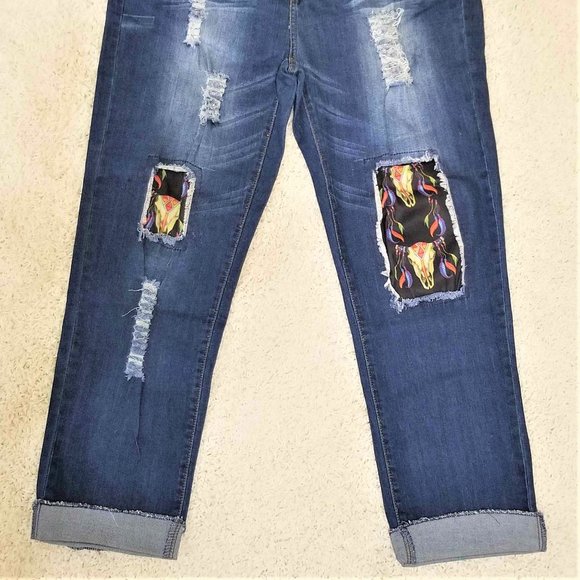 Jeans. Steer-Skull Fabric Patch Inserts. Destroyed. Sizes 18 & 20. - Picture 8 of 9